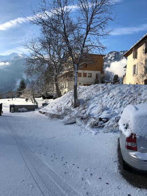 Appartement Rez De Jardin Montee De L'Alpe D'Huez 라가르드 외부 사진